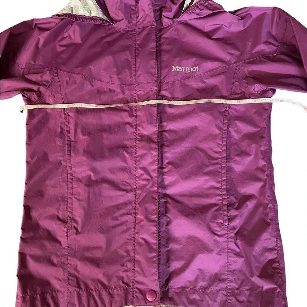 MARMOT GIRLS PURPLE HOODED WINDBREAKER SIZE MEDIUM